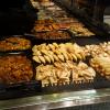 There are also Asian dishes to try: chicken curry, Beijing chicken and all sorts of egg rolls and dumplings
