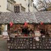 Gingerbread house stand