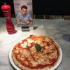 Shanghai is a very international city, so I can get food from any country here, such as this pizza cooked with ingredients from Italy!