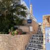 I loved this staircase on the island because it is made of two different types of stones 