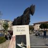 I have a Turkish copy of the famous book "The Iliad," so I brought it with me to visit the Trojan Horse