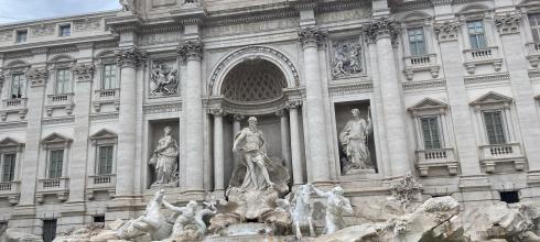 Make a wish at the Trevi Fountain!