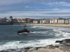 Seashells are an important symbol of Galicia and appear in many places, such as in the hands of this statue