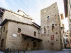 This is the outside of Dante Alighieri's museum here in Florence 