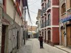 Josh walks through the deserted streets of La Paz