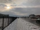 Walking from the city out towards the lake