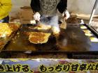 A food stall in the craft market that served soba noodles with omelet and fried egg