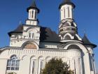 This is the largest Orthodox cathedral in Suceava. It is actually located right across the street from my apartment!
