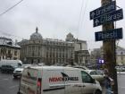 Piata Româna (Romania Square) is a huge open square with lots of open space, traffic and beautiful interwar buildings