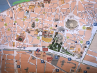 A map of the town of Arles where one can see how important the arena is