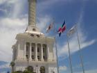 El Monumento and the Dominican Republic flag