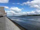 Ponte 25 de Abril looks very similar to the Golden Gate Bridge in San Francisco!