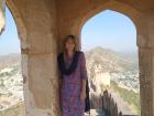 An afternoon in the Jaipur hills with friends