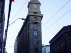 This building in Valparaíso resembles the Flatiron Building in New York City