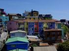 Color and art are important aspects of Chilean culture, and we see both of these alive in Valparaíso!