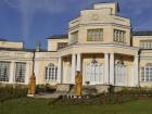 This palace holds a special place in her family history; she had relatives that helped to build the windows for this building, and she grew up in this town outside of Chełm