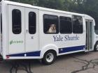 येल की शटल बस 