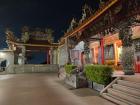 Of course, no one can forget the beautiful temples, even if they are all the way up the mountain like Bishan Temple 碧山巖開漳聖王廟 