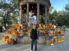 I went to a nearby city, Temascalcingo, to experience their Día de los muertos celebration. 