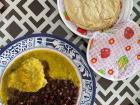"Comida corrida: plato principal" was chicken with green salsa and a side of beans--delicious!