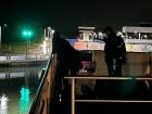 Tom: Green lights indicate when to enter the lock chamber. This is one of two locks we transited on and is 887 feet long, 79 feet wide and 33.8 feet deep