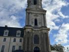 The main entrance to the Église Notre-Dame en Saint-Melaine