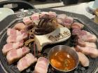 The samgyeopsal after it has been cut with scissors.... can you see all the layers?