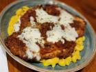 Pollo milanesa a la huancaina