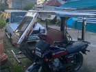 This carriage and motorcycle vehicle is what people use for short travel 
