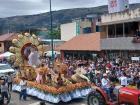 Another float in the Señor de Terremoto Parade