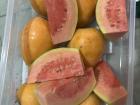 Nêspereira (loquat) and guayaba (Guava)