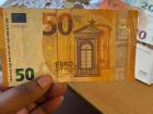 Close up of a 50€ bill