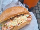 "Flammlachs" is a smoked salmon sandwich with a creamy garlic sauce