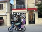 Es muy común ver estudiantes en moto
