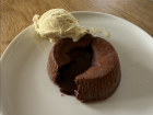 Coulant au chocolat with the molten chocolate center