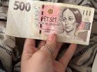 This is a 500 crown note that I have in my wallet right now. It's equal to about $24 in the U.S.