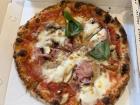My Prosciutto e Funghi Pizza... yummy!