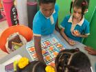A board game to practice letters/Un juego de mesa para practicar las letras
