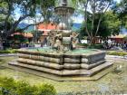 A cool fountain in Antigua´s central park