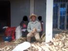 The day I helped my K'iche tutor and her kids harvest the corn cobs from their leaves
