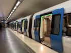 Boarding the metro train