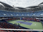 I went to watch a tennis match
