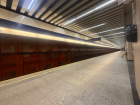 Awaiting arrival of metro 