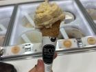 My new favorite ice cream flavor: honey with walnuts!